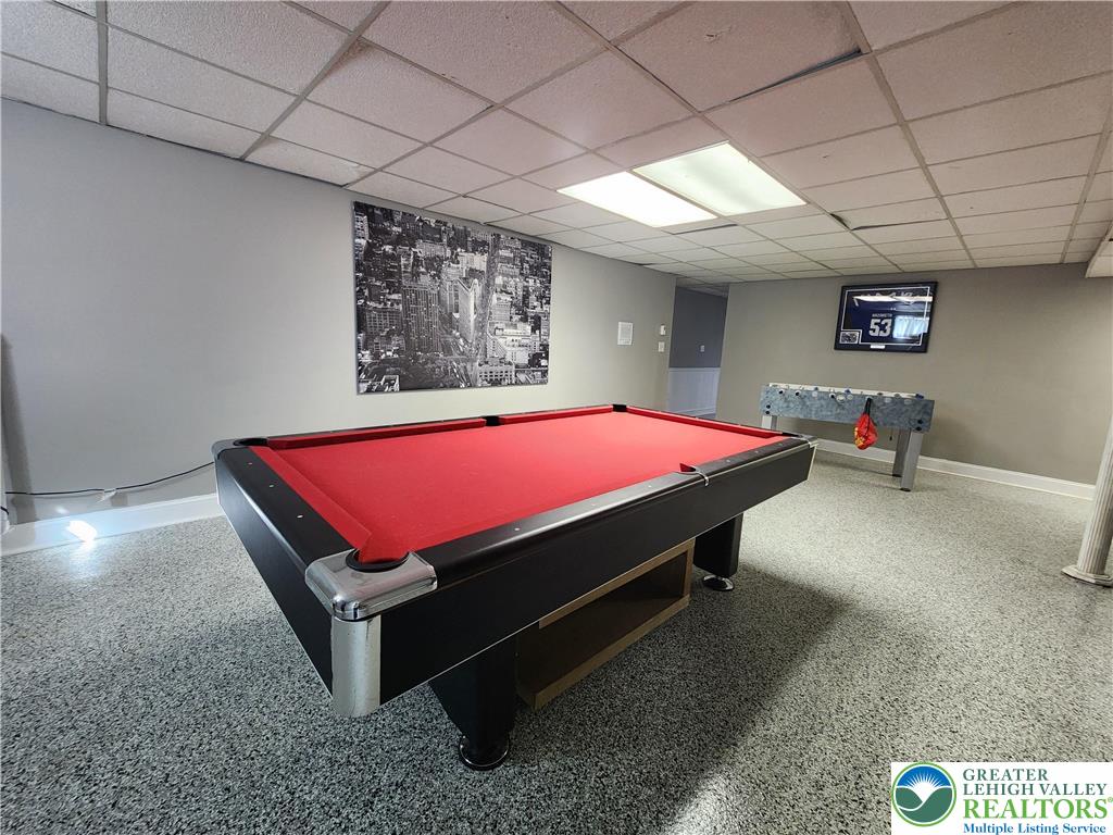 Bushkill Twp, Pennsylvania, 18064, United States, 4 Bedrooms Bedrooms, ,5 BathroomsBathrooms,Residential,Active,1945456