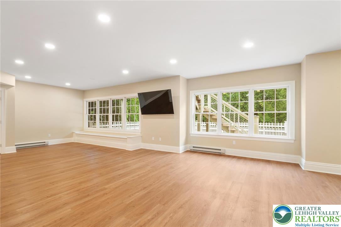 Bethlehem City, Pennsylvania, 18015, United States, 3 Bedrooms Bedrooms, ,5 BathroomsBathrooms,Residential,Active,1943838