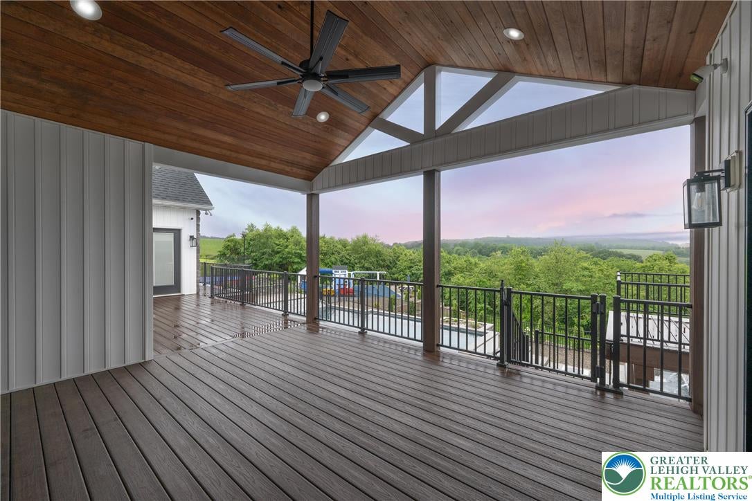 Greenwich Twp, Pennsylvania, 19530, United States, 6 Bedrooms Bedrooms, ,5 BathroomsBathrooms,Residential,Active,1967300