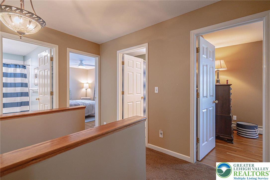 Clifton Twp, Pennsylvania, 18424, United States, 5 Bedrooms Bedrooms, ,4 BathroomsBathrooms,Residential,Active,1962171