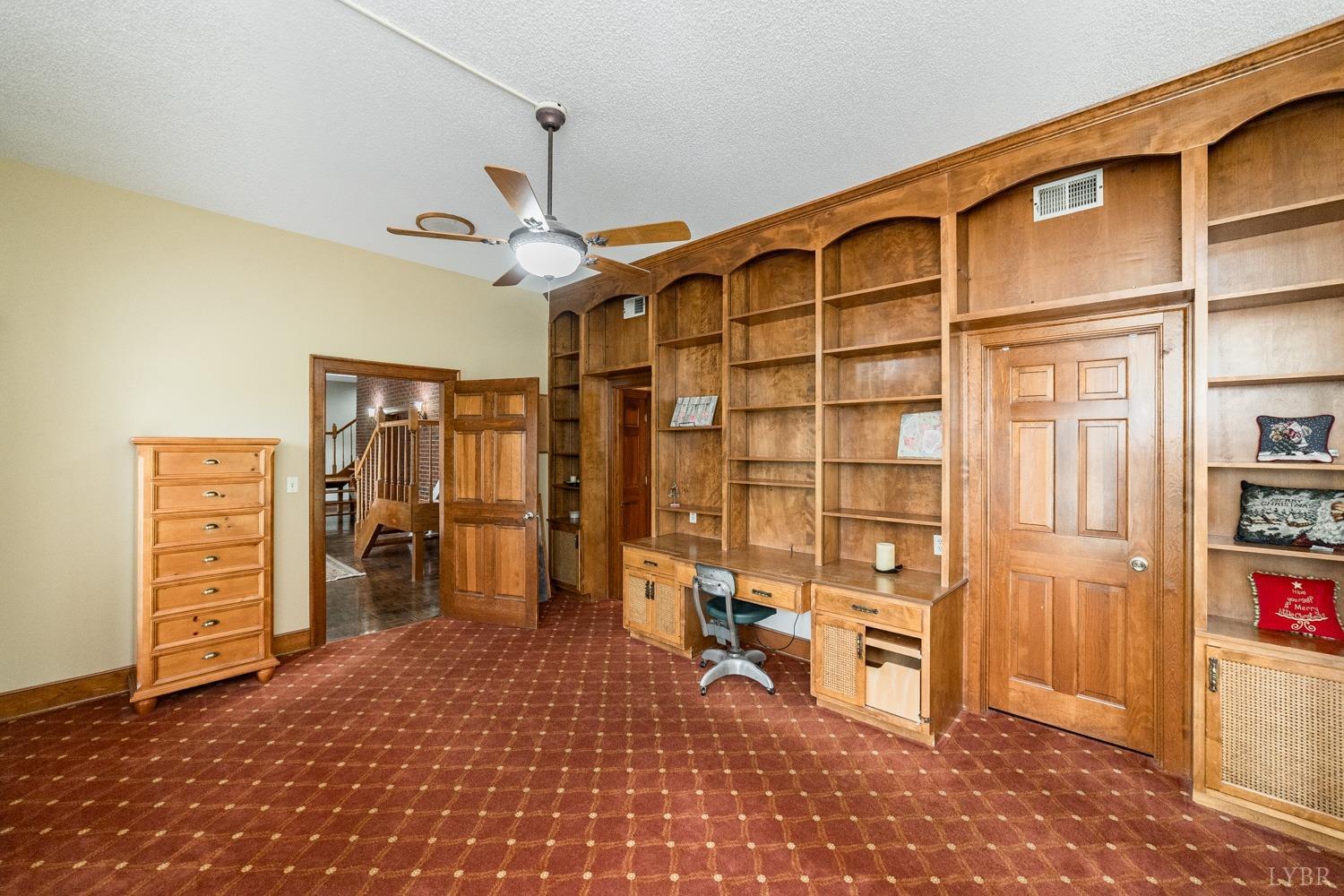 Goode, Virginia, 24556, United States, 4 Bedrooms Bedrooms, ,6 BathroomsBathrooms,Residential,Active,1703981