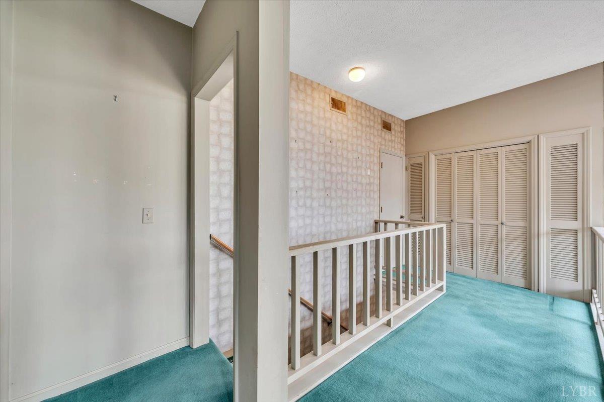 Huddleston, Virginia, 24104, United States, 5 Bedrooms Bedrooms, ,4 BathroomsBathrooms,Residential,Active,2023930