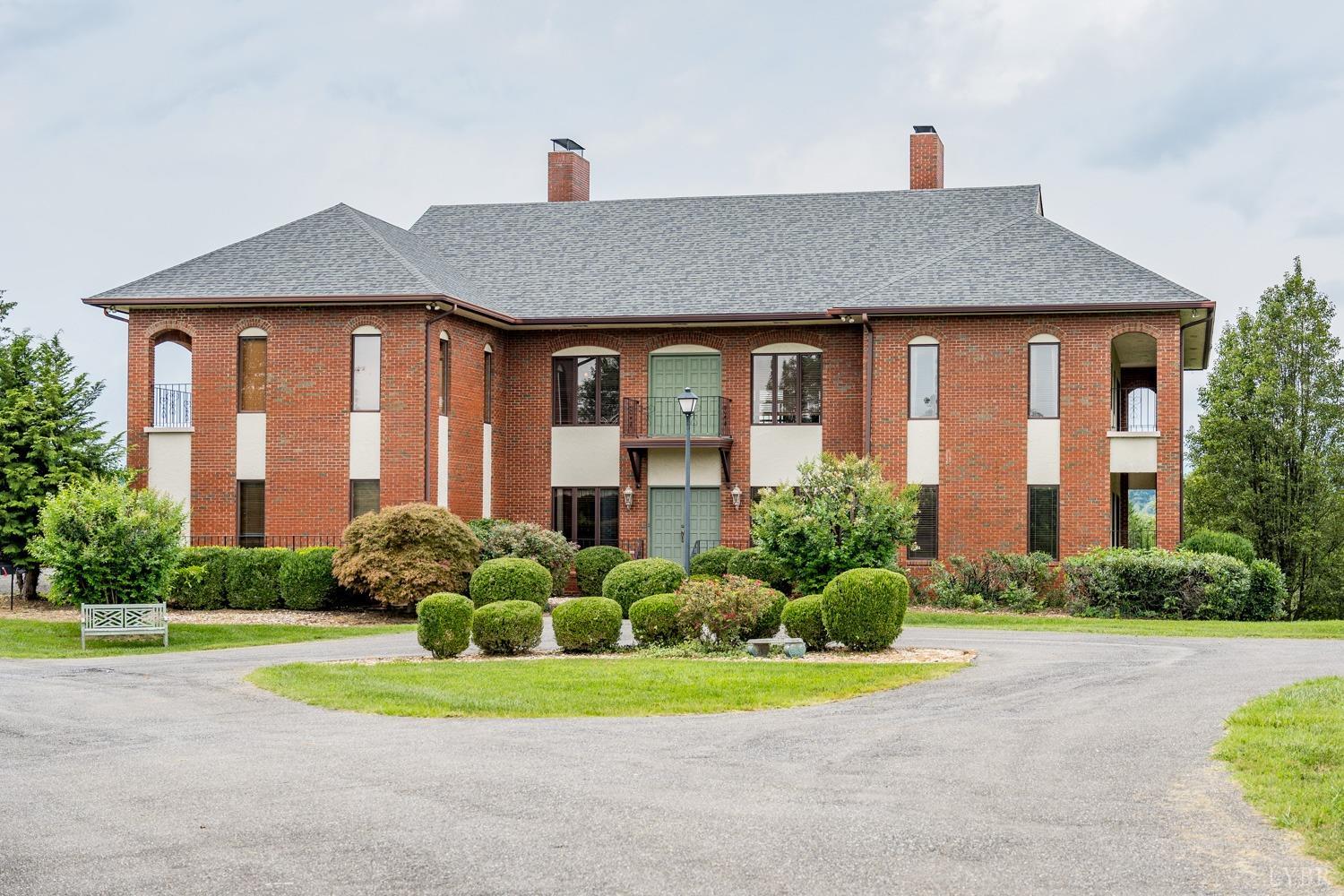 Goode, Virginia, 24556, United States, 4 Bedrooms Bedrooms, ,6 BathroomsBathrooms,Residential,Active,1703981