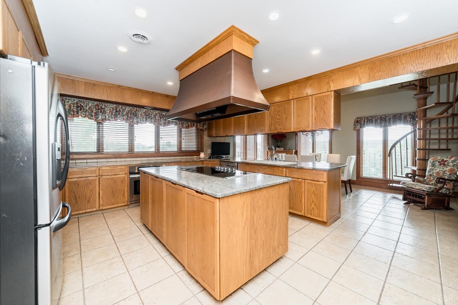 Goode, Virginia, 24556, United States, 4 Bedrooms Bedrooms, ,6 BathroomsBathrooms,Residential,Active,1703981