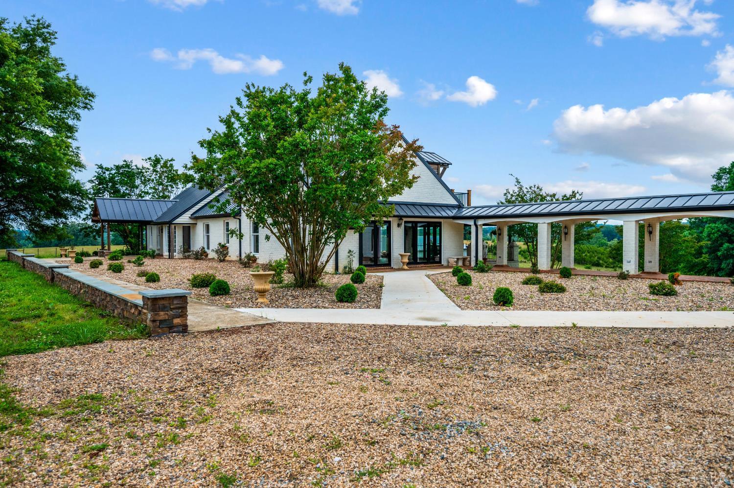 Gladys, Virginia, 24554, United States, ,8 BathroomsBathrooms,Residential,Active,1839716