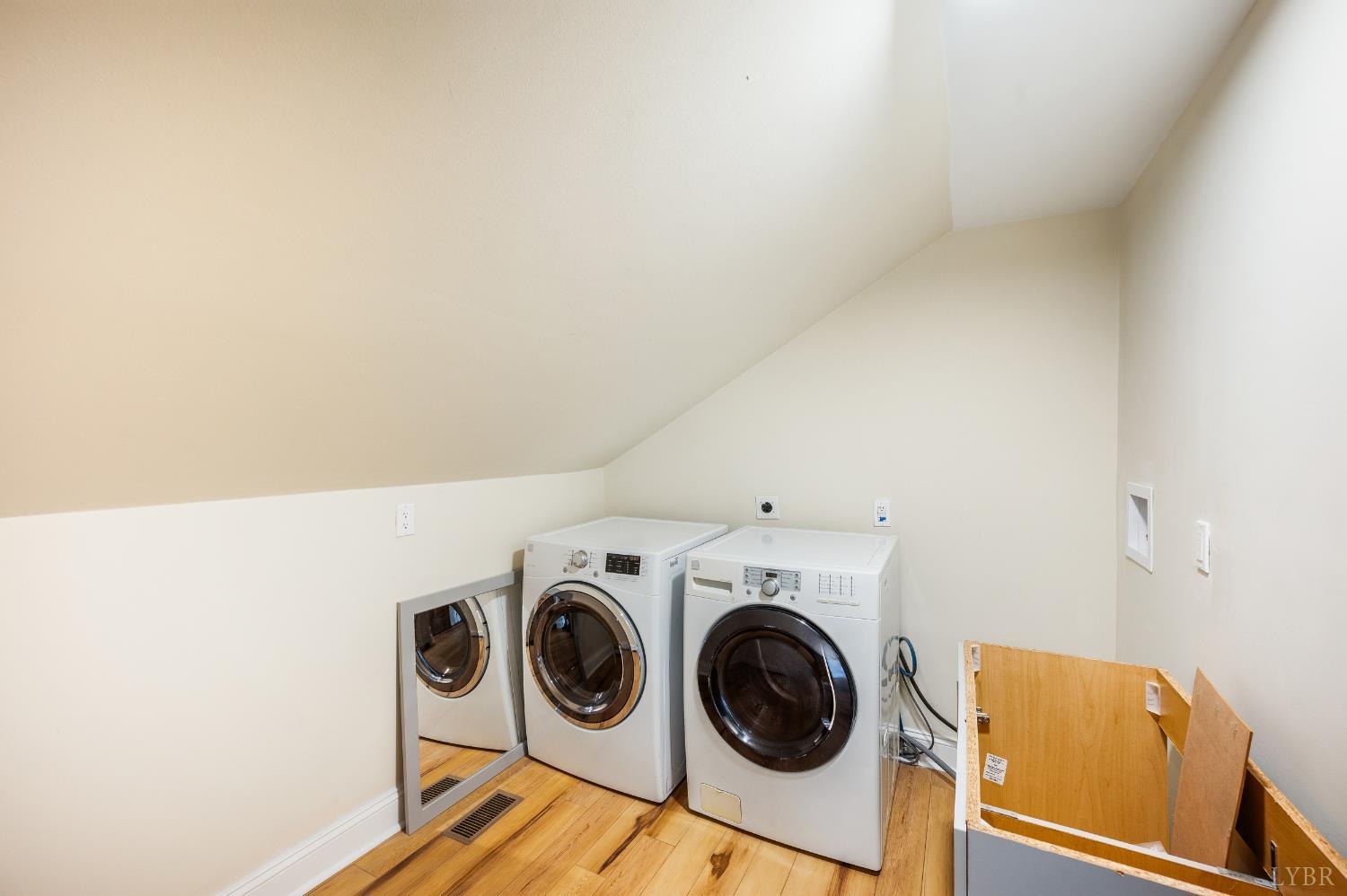 Gladys, Virginia, 24554, United States, ,8 BathroomsBathrooms,Residential,Active,1839716