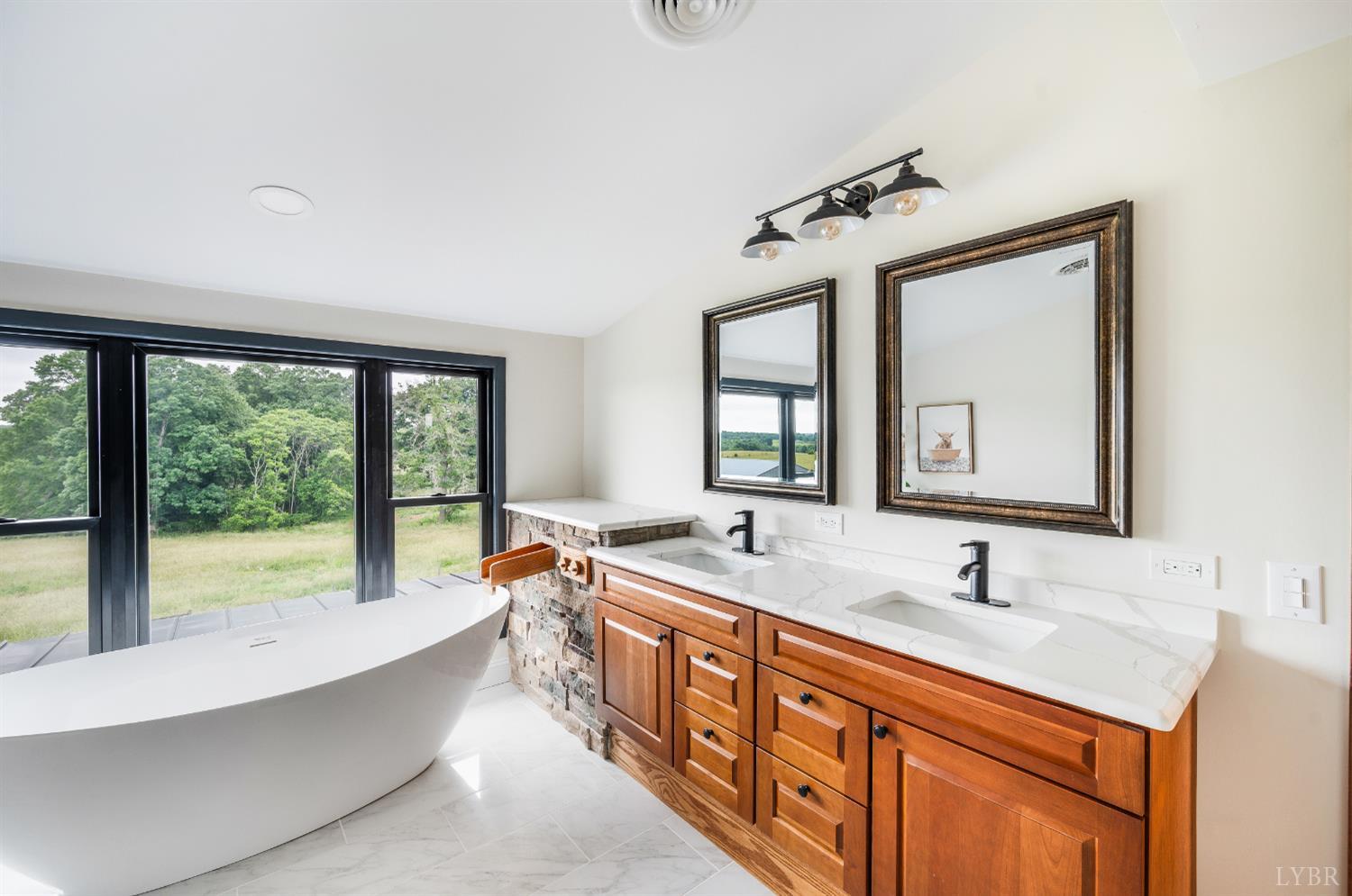 Gladys, Virginia, 24554, United States, ,8 BathroomsBathrooms,Residential,Active,1839716