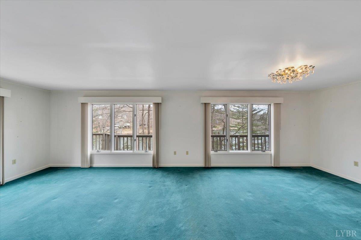 Huddleston, Virginia, 24104, United States, 5 Bedrooms Bedrooms, ,4 BathroomsBathrooms,Residential,Active,2023930