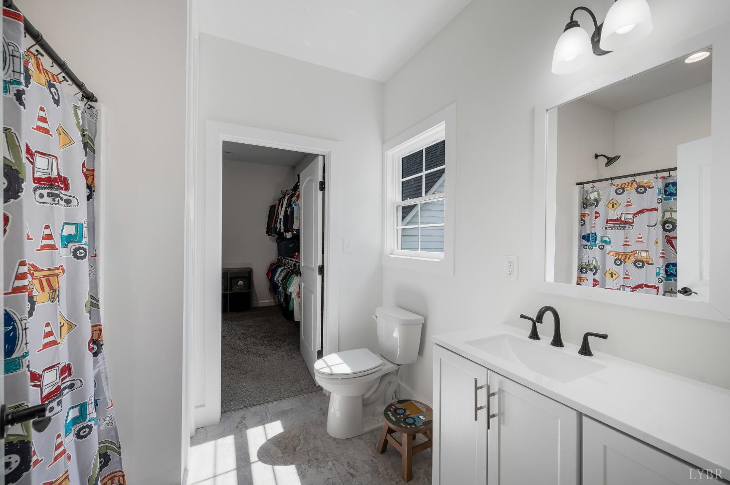 Rustburg, Virginia, 24588, United States, 3 Bedrooms Bedrooms, ,5 BathroomsBathrooms,Residential,Active,1944083