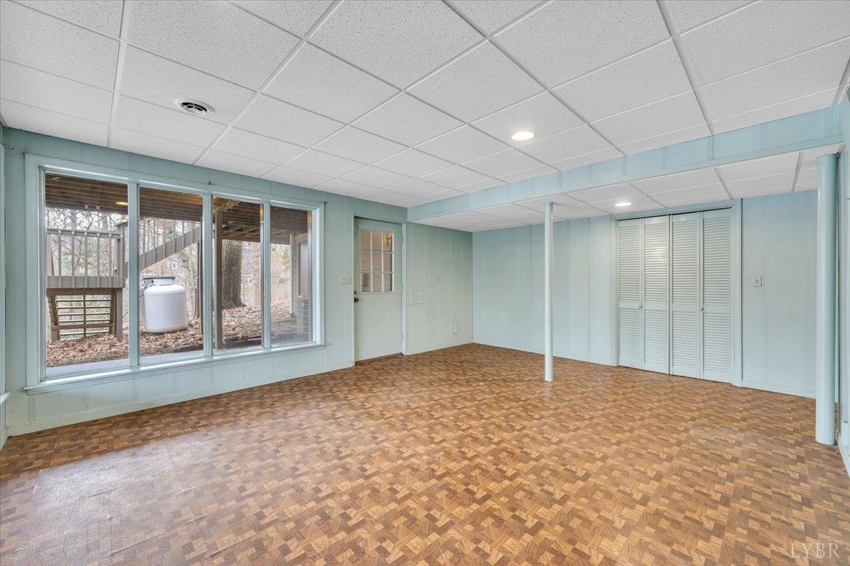 Huddleston, Virginia, 24104, United States, 5 Bedrooms Bedrooms, ,4 BathroomsBathrooms,Residential,Active,2023930