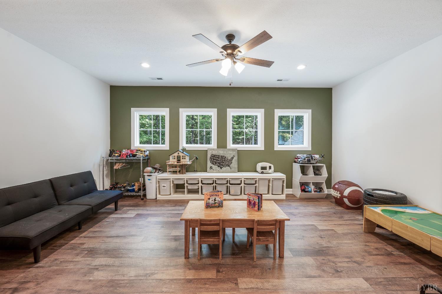 Rustburg, Virginia, 24588, United States, 3 Bedrooms Bedrooms, ,5 BathroomsBathrooms,Residential,Active,1944083