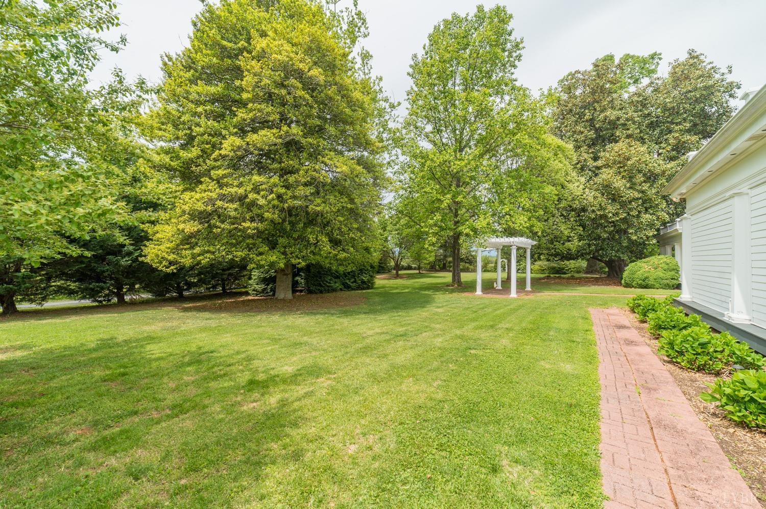 Forest, Virginia, 24551, United States, 5 Bedrooms Bedrooms, ,7 BathroomsBathrooms,Residential,Active,2007134