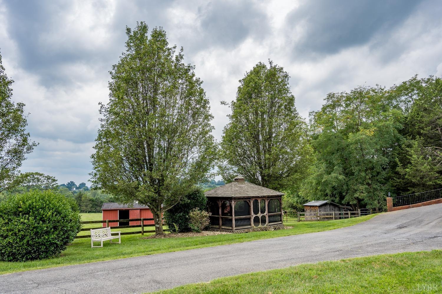 Goode, Virginia, 24556, United States, 4 Bedrooms Bedrooms, ,6 BathroomsBathrooms,Residential,Active,1703981