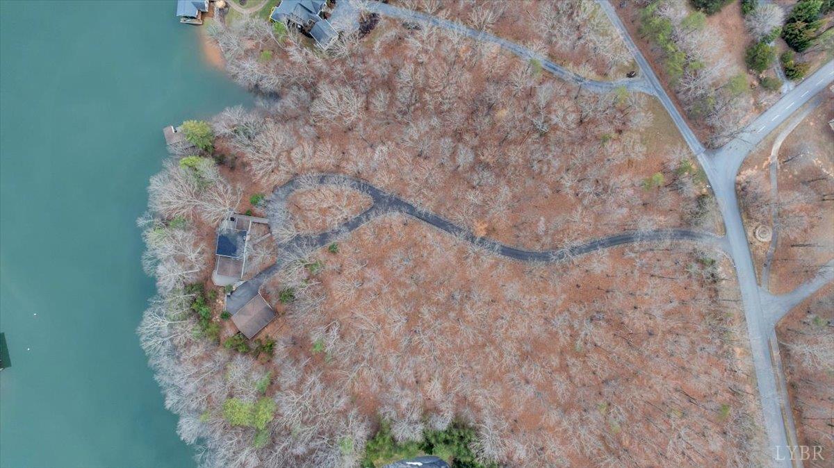 Huddleston, Virginia, 24104, United States, 5 Bedrooms Bedrooms, ,4 BathroomsBathrooms,Residential,Active,2023930