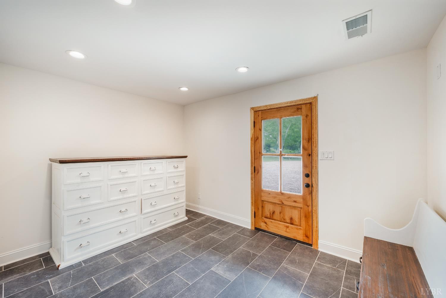 Gladys, Virginia, 24554, United States, ,8 BathroomsBathrooms,Residential,Active,1839716