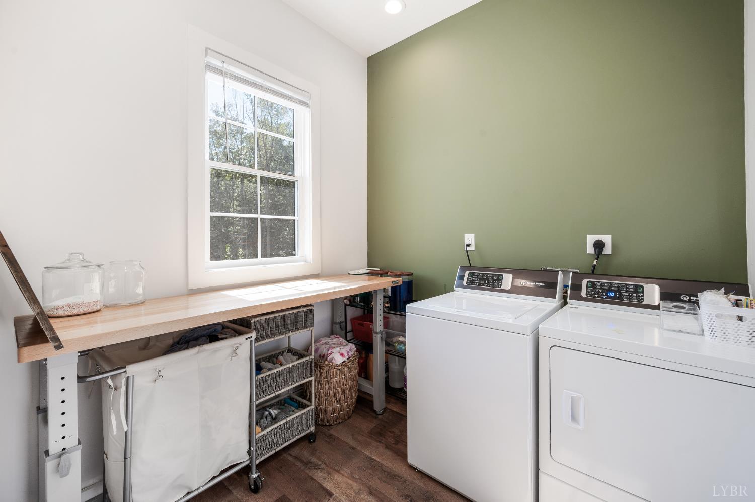 Rustburg, Virginia, 24588, United States, 3 Bedrooms Bedrooms, ,5 BathroomsBathrooms,Residential,Active,1944083