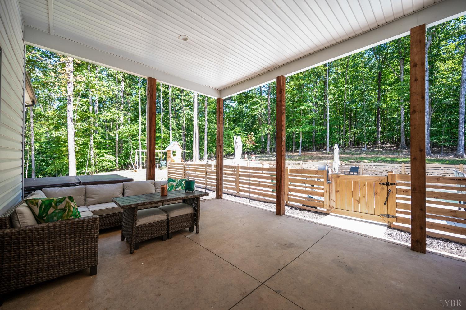 Rustburg, Virginia, 24588, United States, 3 Bedrooms Bedrooms, ,5 BathroomsBathrooms,Residential,Active,1944083