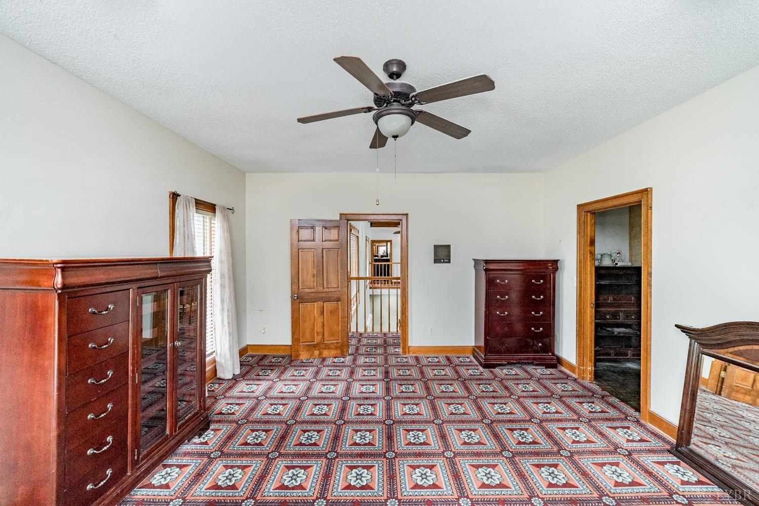 Goode, Virginia, 24556, United States, 4 Bedrooms Bedrooms, ,6 BathroomsBathrooms,Residential,Active,1703981