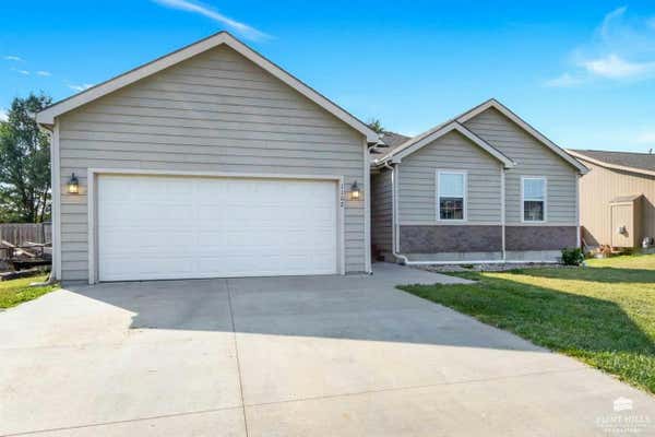 1102 HICKORY LN, JUNCTION CITY, KS 66441 - Image 1