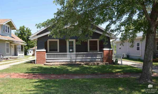 904 W WALNUT ST, HERINGTON, KS 67449 - Image 1