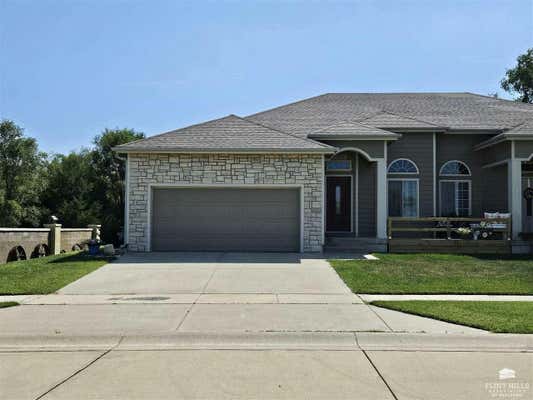 1707 BROADFOOT DR, ABILENE, KS 67410 - Image 1