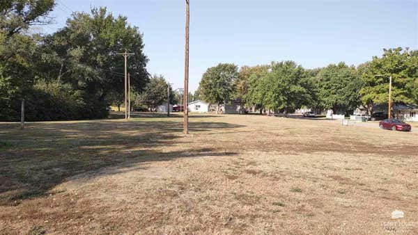 512 SE 6TH ST, ABILENE, KS 67410 - Image 1