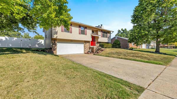 423 SPRINGWOOD PLACE CT, FLORISSANT, MO 63031, photo 4 of 40