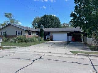 330 N LOCUST ST, VANDALIA, IL 62471 - Image 1