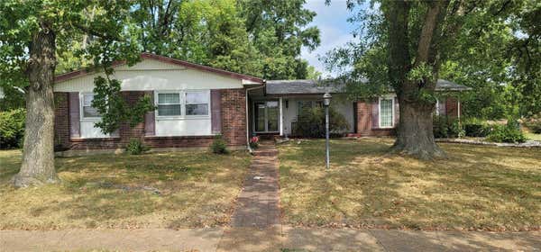 2185 POHLMAN RD, FLORISSANT, MO 63033 - Image 1