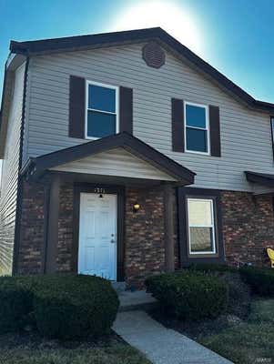 1371 SUMMERGATE PKWY, SAINT CHARLES, MO 63303 - Image 1