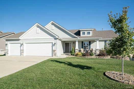 525 AMARILLO BLVD, MOSCOW MILLS, MO 63362 - Image 1