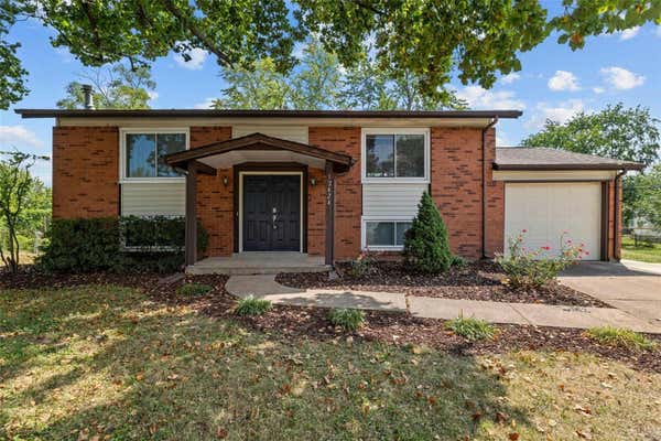 12424 GLENCLIFF DR, MARYLAND HEIGHTS, MO 63043 - Image 1