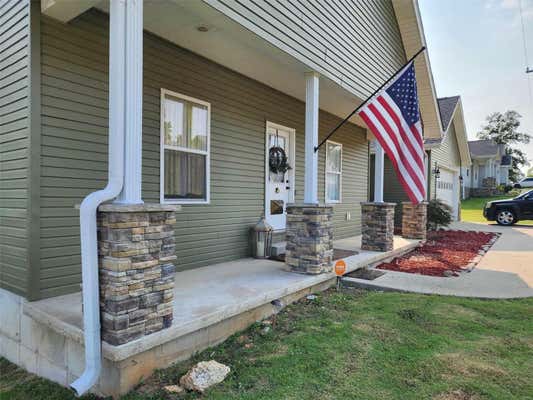 1010 E DONNA DR, POPLAR BLUFF, MO 63901 - Image 1