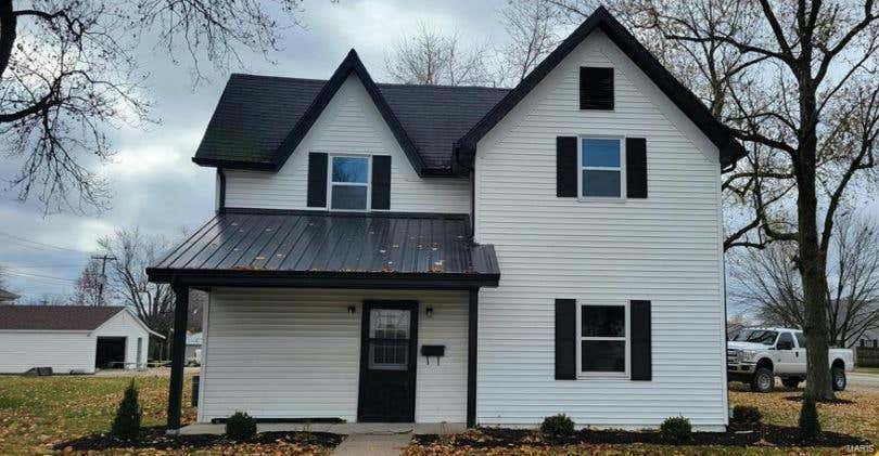 320 W MAIN ST, BOWLING GREEN, MO 63334, photo 1 of 27