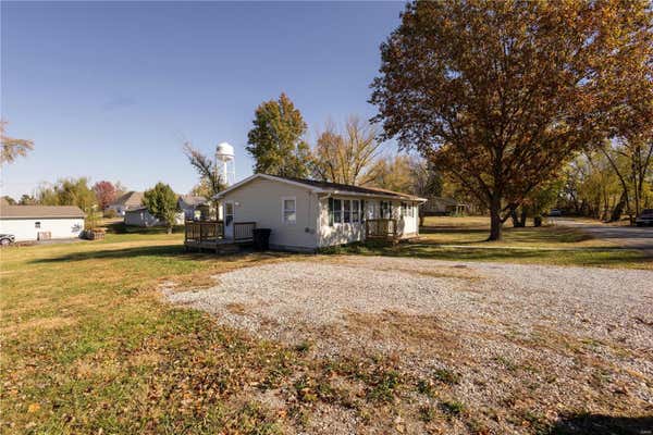 901 ELY ST, PERRY, MO 63462 - Image 1