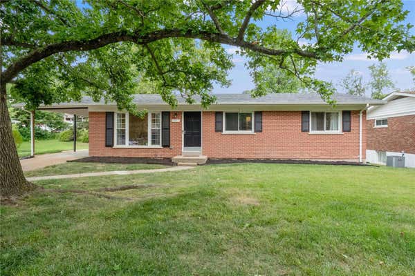 8863 RUSDON LN, SAINT LOUIS, MO 63126 - Image 1