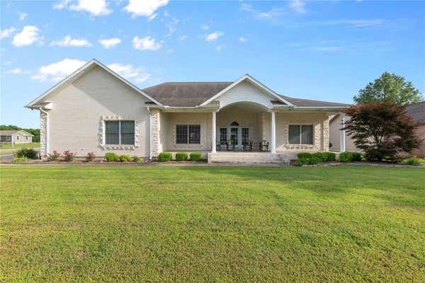 915 PLANTATION BLVD, SIKESTON, MO 63801 - Image 1