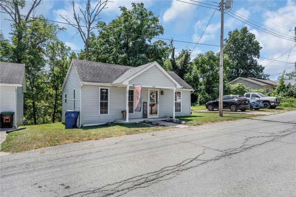 506 W CHERRY ST, WINFIELD, MO 63389, photo 2 of 22