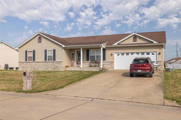 205 DEREK DR, HAWK POINT, MO 63349 - Image 1