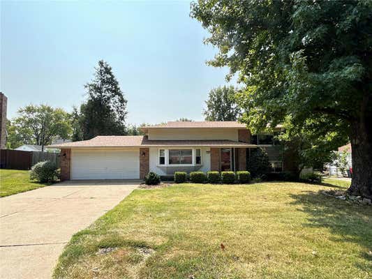 1700 SAINT FRANCOIS ST, FLORISSANT, MO 63033, photo 4 of 45