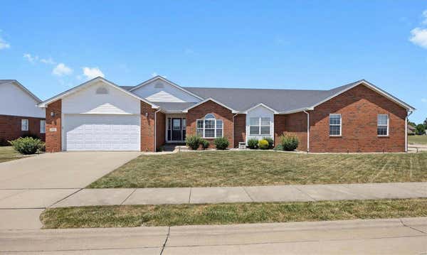 190 WARREN MNR, HIGHLAND, IL 62249 - Image 1