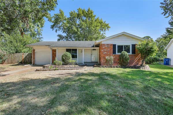 2385 BELFAST DR, FLORISSANT, MO 63033 - Image 1