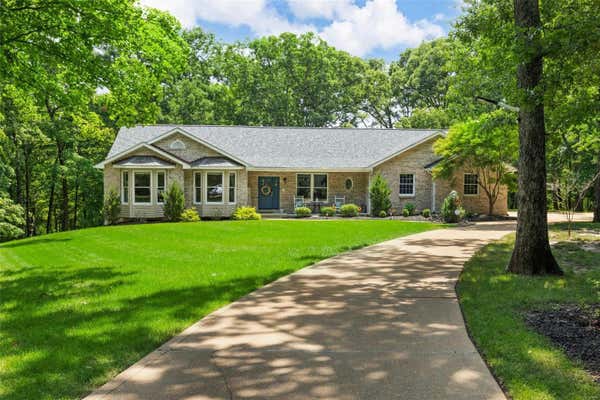 2 WHITE OAK CT, DEFIANCE, MO 63341 - Image 1