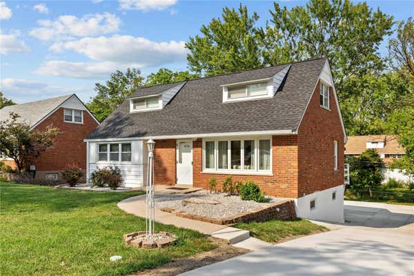 8716 DEL VISTA DR, SAINT LOUIS, MO 63126 - Image 1