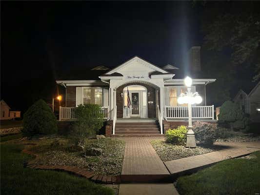 526 E MAIN ST, STAUNTON, IL 62088 - Image 1