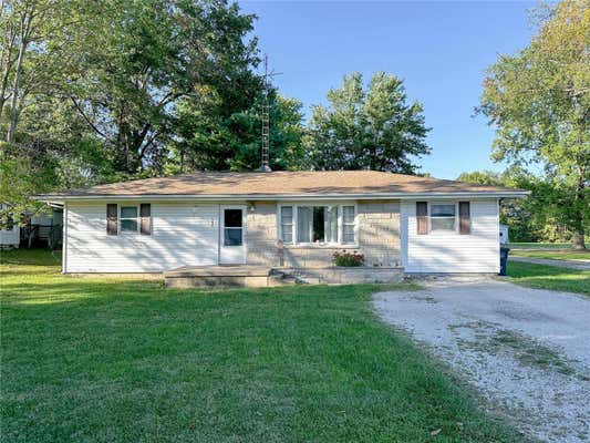 335 E MAIN ST, RAMSEY, IL 62080 - Image 1