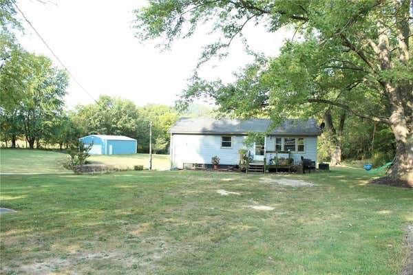 1195 TIMBERLINE RD, SORENTO, IL 62086 - Image 1