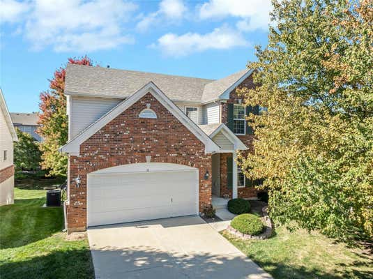 18 EAGLE COVE LN, SAINT CHARLES, MO 63303 - Image 1