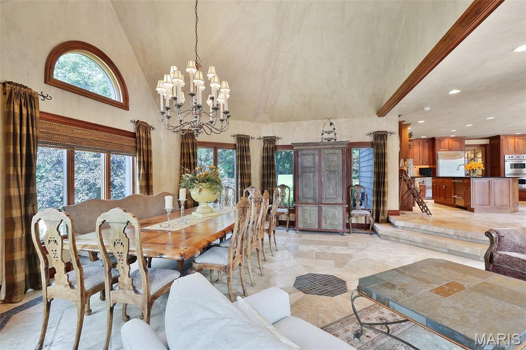 Glen Carbon, Illinois, 62034, United States, 3 Bedrooms Bedrooms, ,4 BathroomsBathrooms,Residential,Active,1960151