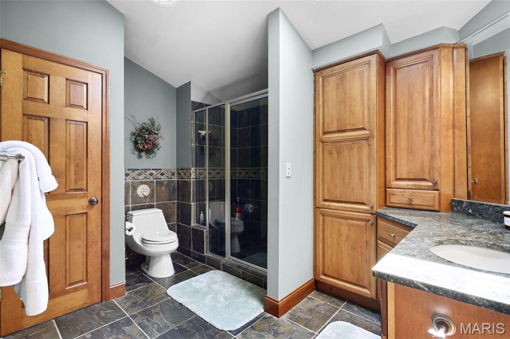 Glen Carbon, Illinois, 62034, United States, 3 Bedrooms Bedrooms, ,4 BathroomsBathrooms,Residential,Active,1960151